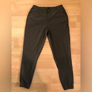 Cuts AO Jogger Grey